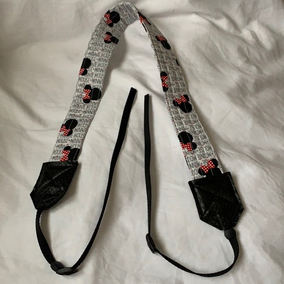 Minnie Mouse camera strap - Picture 1 of 4